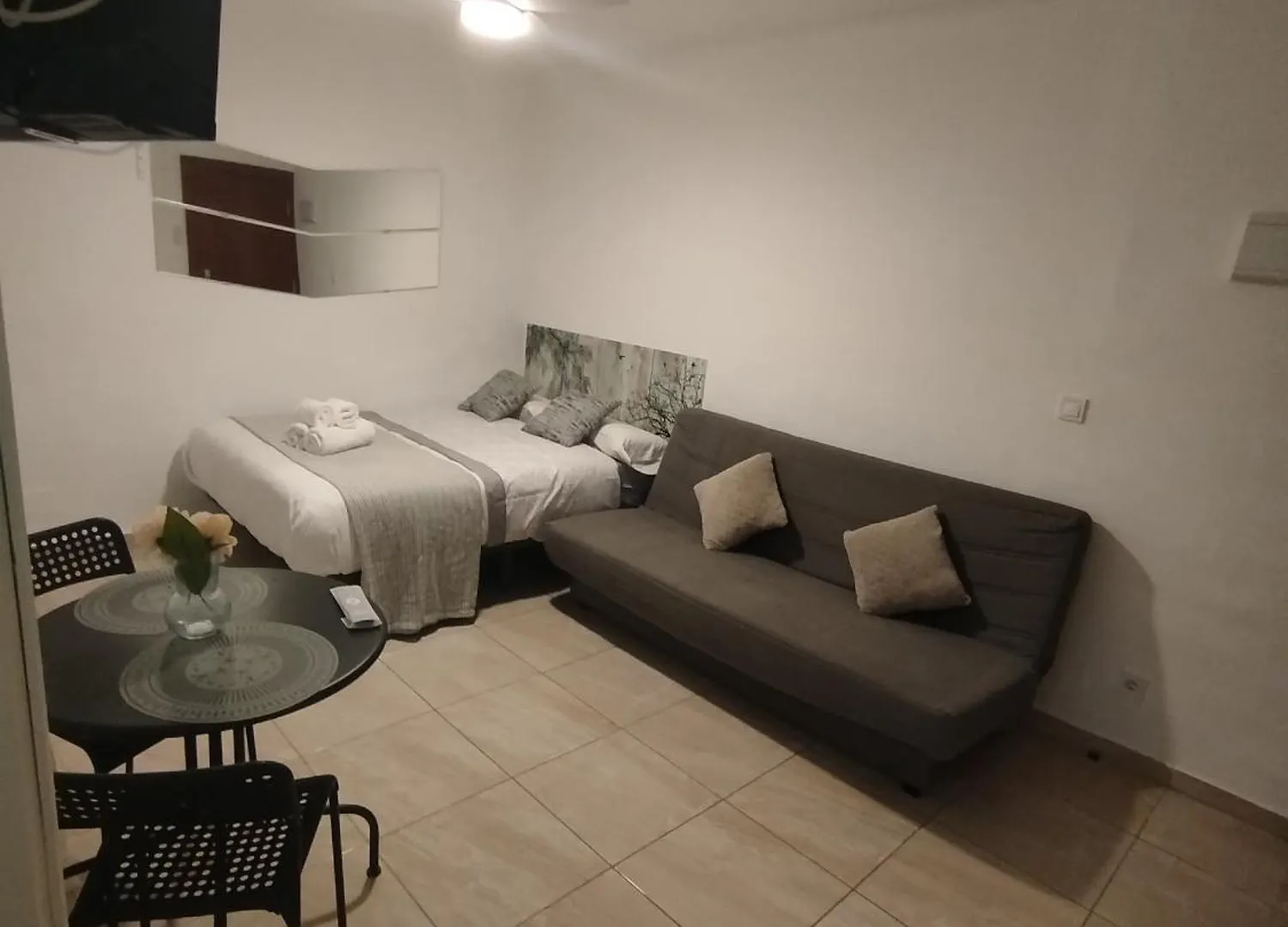 Apartamento Estudio Serrano Malaga 0*,