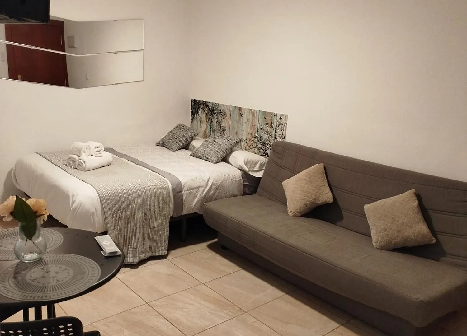 Apartamento Estudio Serrano Malaga Apartment